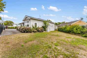 57 GreenLane East, Remuera