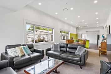 57 GreenLane East, Remuera