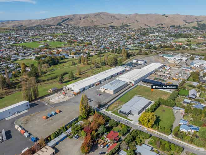 Industrial 1 Land: Scale Up on Waters Avenue
