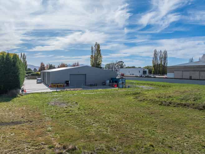 Industrial 1 Land: Scale Up on Waters Avenue
