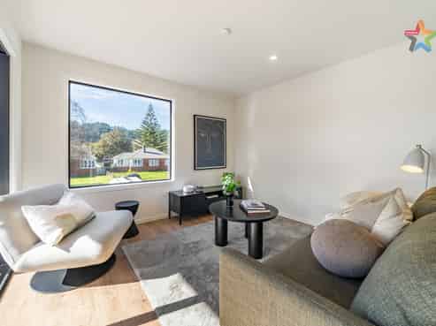 1243 High Street, Taita