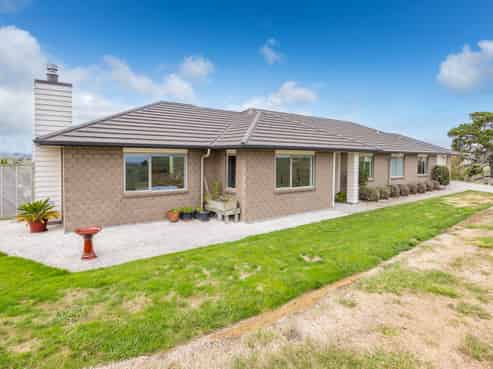 123 Slater Road, Ruawaro