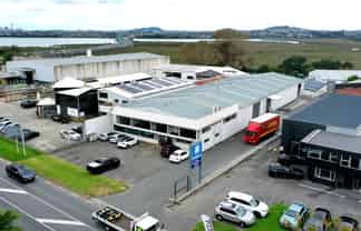 1,221sqm Warehouse + Office