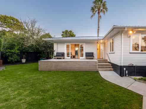 2/12 Pandora Place, Pakuranga