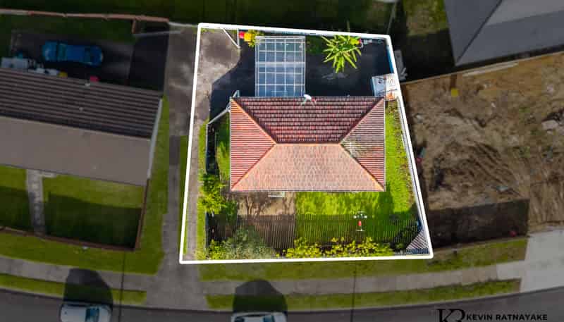 2/62 Redcrest Avenue, Red Hill