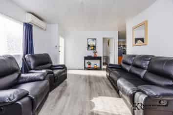 2/62 Redcrest Avenue, Red Hill
