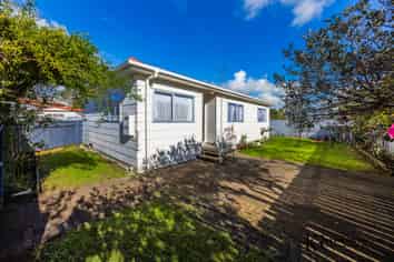 2/62 Redcrest Avenue, Red Hill
