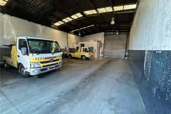 CBD INDUSTRIAL OPPORTUNITY - WAREHOUSE AND YARD
