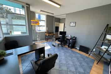 CBD INDUSTRIAL OPPORTUNITY - WAREHOUSE AND YARD
