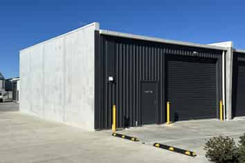 Modern Industrial unit for lease