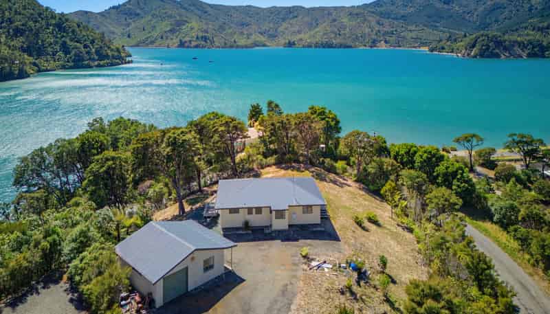 3 Soucis Lane, Okiwi Bay