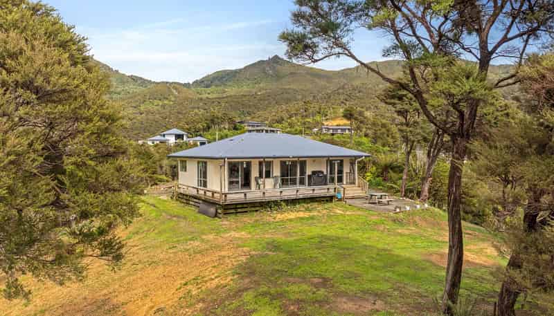 3 Soucis Lane, Okiwi Bay