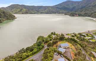3 Soucis Lane, Okiwi Bay