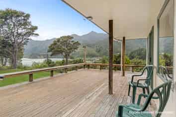 3 Soucis Lane, Okiwi Bay