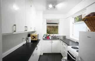  9A Epsom Way, Karori