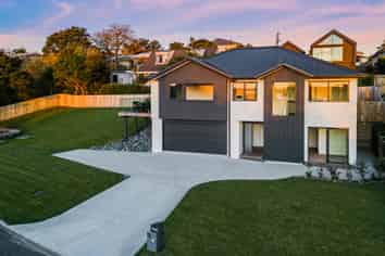 12A Walbrook Road, Manly