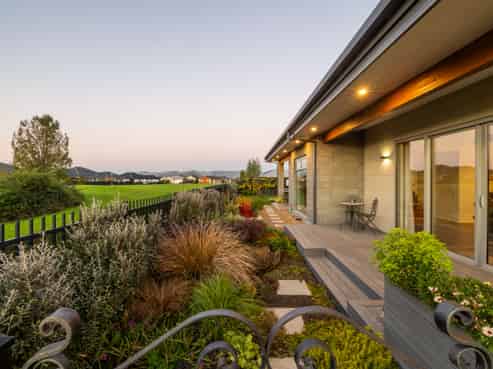 39 Blunden Road, Lincoln