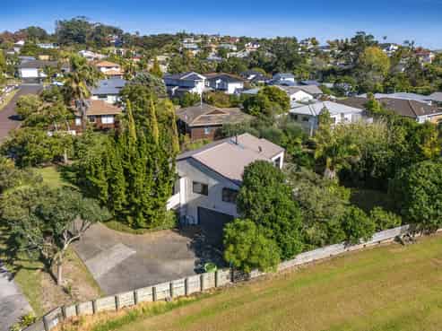 59 Unsworth Drive, Unsworth Heights