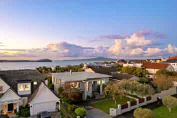 11 Tuhaere Street, Orakei