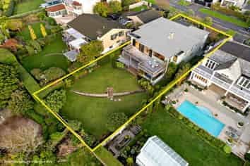 11 Tuhaere Street, Orakei