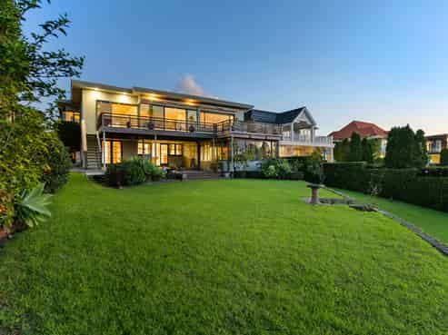 11 Tuhaere Street, Orakei