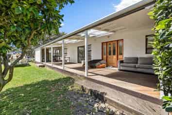 465 Clarks Beach Road, Waiau Pa