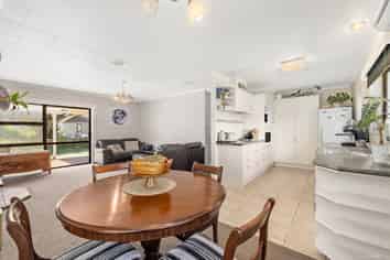 465 Clarks Beach Road, Waiau Pa
