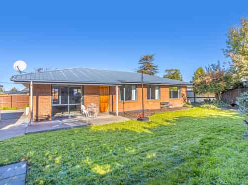 11A Kirk Road, Templeton