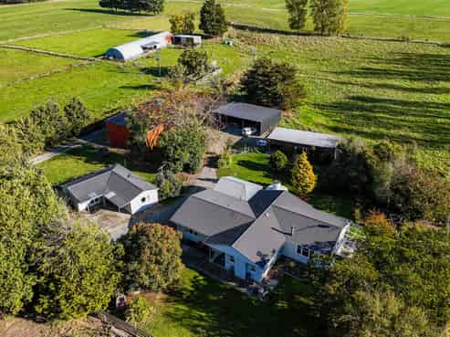 126 Waihakeke Road, Waihakeke