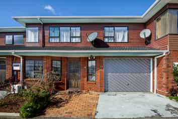96 Oxford Street, Tawa