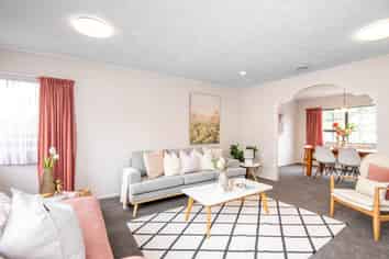 96 Oxford Street, Tawa