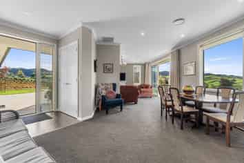998 Limeworks Loop Road, Te Pahu