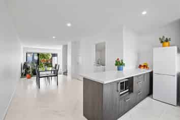 4 Koiora Road, Clarks Beach