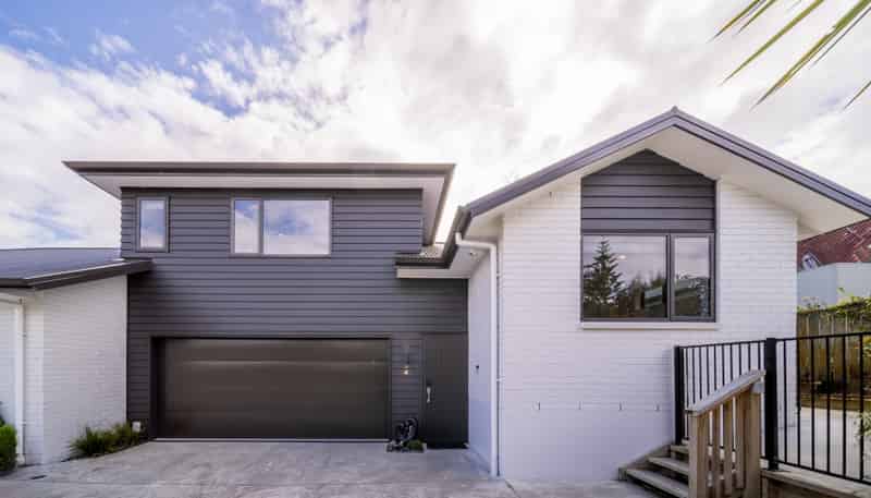 4/102 Howell Avenue, Riverlea