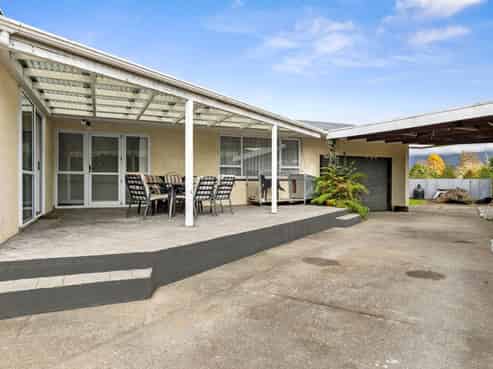 36 Meihana Street, Takaka