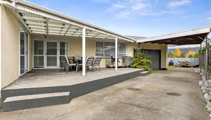 36 Meihana Street, Takaka
