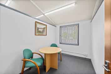 HIGH PROFILE GROUND FLOOR OFFICE
