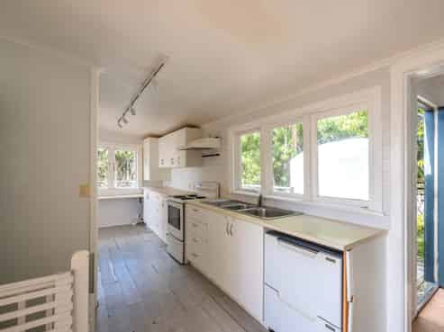 9 Tiri View Road, Palm Beach