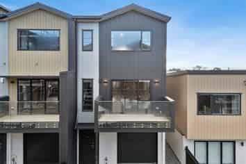 24 Milenio Crescent, Windsor Park
