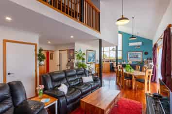 77 McLean Street, Woodville