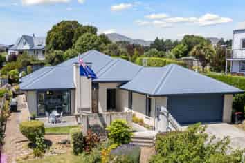 21 James Dr, Diamond Harbour