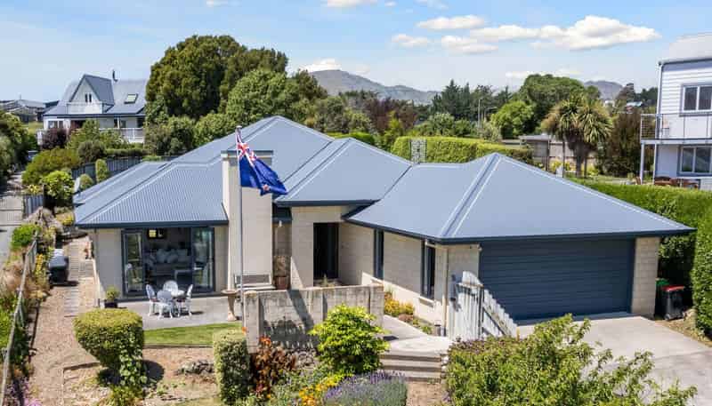 21 James Dr, Diamond Harbour