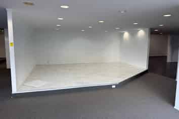 LARGE FOOT PRINT RETAIL
