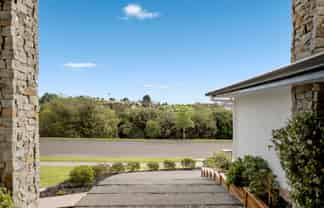 13 Angiangi Crescent, Beachlands