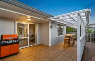 2/212 Waitemata Drive, Ranui