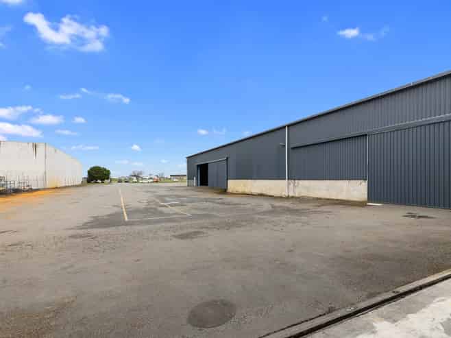 Large scale manufacturing or warehousing