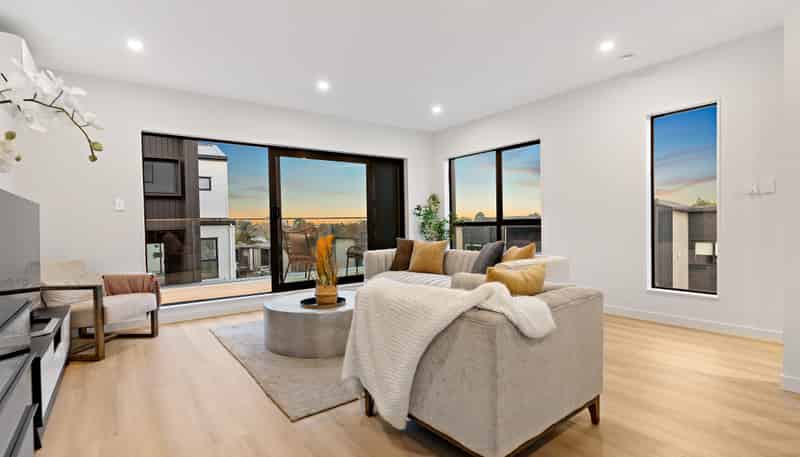 24 Milenio Crescent, Mairangi Bay