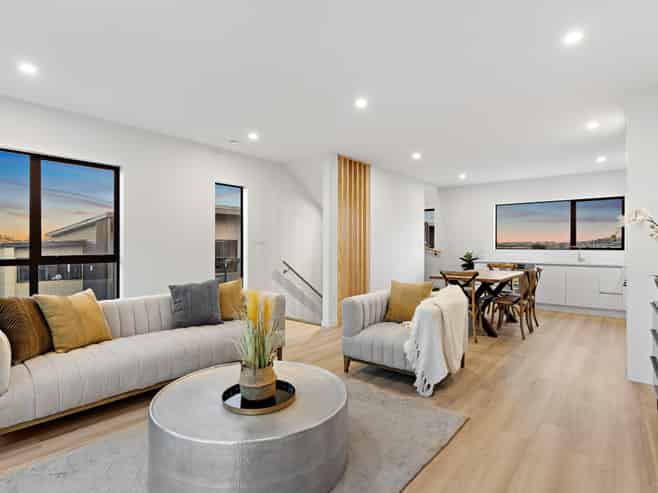 24 Milenio Crescent, Mairangi Bay