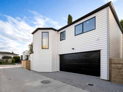 8A,B,C,D Deuxberry Avenue, Northcote