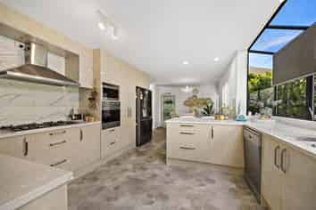 38a  James Tyler Crescent, Lynfield